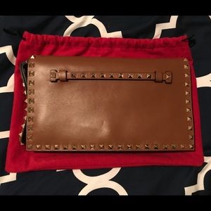 Valentino Garavani Brown leather clutch